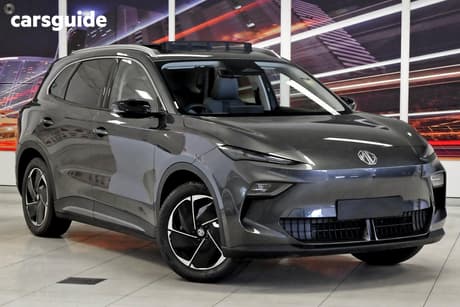 Grey 2025 MG MGS5 EV Wagon Essence 49