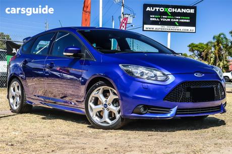 Blue 2014 Ford Focus Hatchback St