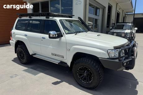 White 2015 Nissan Patrol Wagon St (4X4)