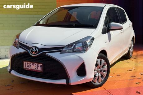 White 2015 Toyota Yaris Hatchback Ascent