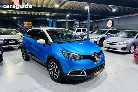 Blue 2015 Renault Captur Wagon Dynamique