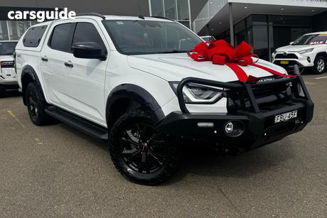 White 2023 Isuzu D-MAX Crew Cab Utility Ls-U+ (4X4)