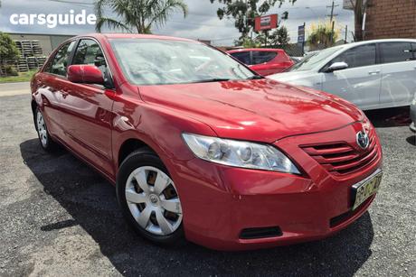 Red 2009 Toyota Camry Sedan Altise
