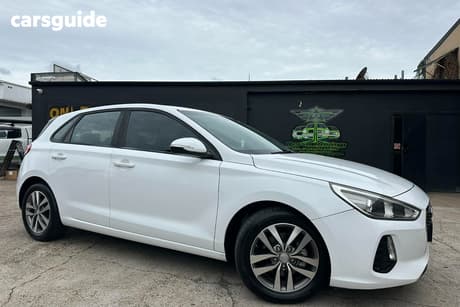 White 2017 Hyundai I30 Hatchback Active