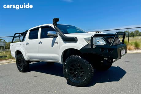 White 2012 Toyota Hilux Dual Cab Pick-up Sr5 (4X4)