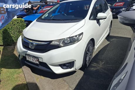 White 2016 Honda Jazz Hatchback Vti-L