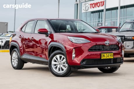 Red 2025 Toyota Yaris Cross Wagon Gx Hybrid