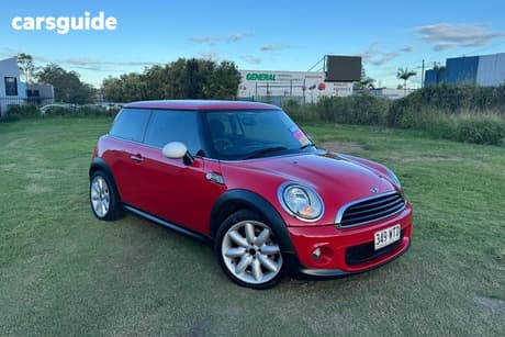 Red 2011 Mini Cooper Hatch RAY