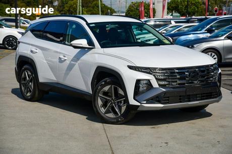 White 2025 Hyundai Tucson Wagon Elite (Fwd)