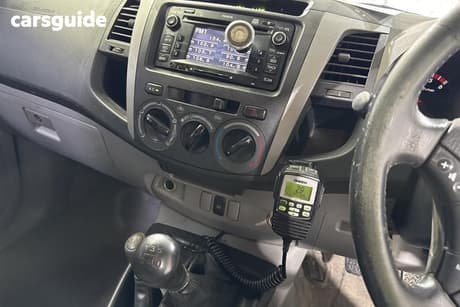 Black 2009 Toyota Hilux Dual Cab Pick-up Sr5 (4X4)