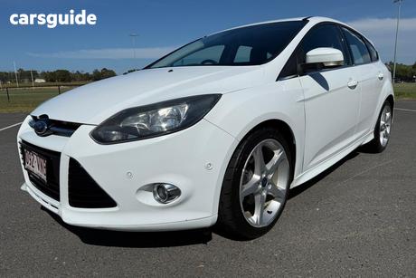 White 2013 Ford Focus Hatchback Titanium