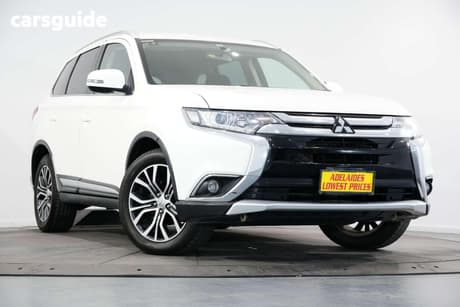 White 2016 Mitsubishi Outlander Wagon Ls (4X2)