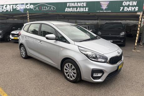 Silver 2018 Kia Rondo Wagon S
