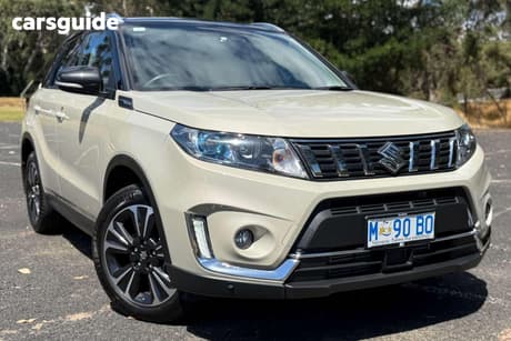 Beige 2024 Suzuki Vitara Wagon Turbo