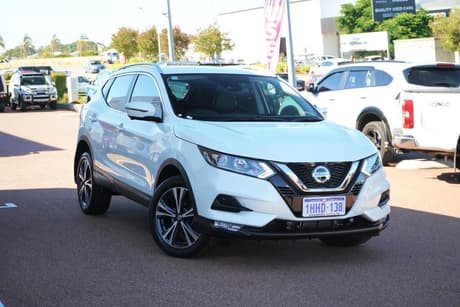 White 2020 Nissan Qashqai Wagon St-L