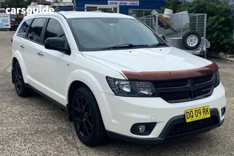 White 2015 Dodge Journey Wagon R/T