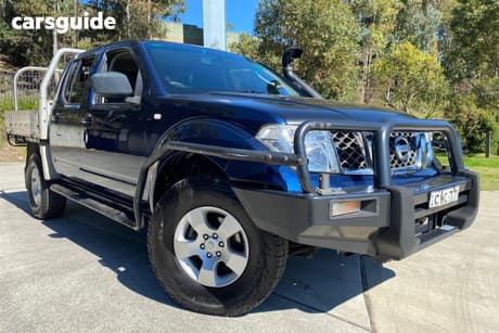 Blue 2010 Nissan Navara Dual Cab Pick-up Rx (4X4)