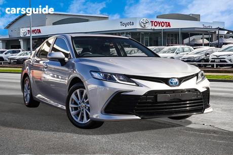 Silver 2024 Toyota Camry Sedan Ascent