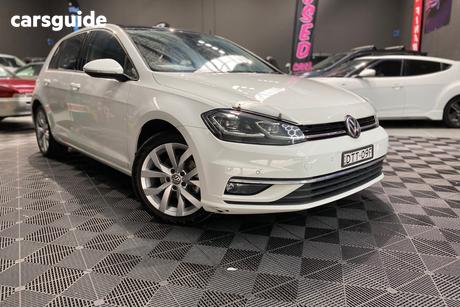White 2018 Volkswagen Golf Hatchback 110 Tsi Highline