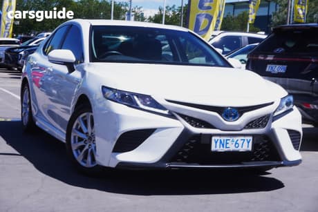 White 2019 Toyota Camry Sedan Ascent Sport (Hybrid)