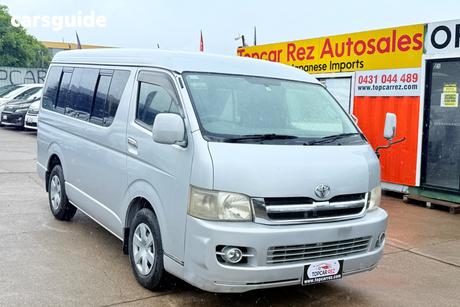 Silver 2004 Toyota HiAce Commercial COMMUTER