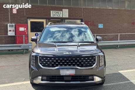 Grey 2024 Kia Carnival Wagon Gt-Line