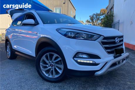 White 2017 Hyundai Tucson Wagon Active R-Series (Awd)