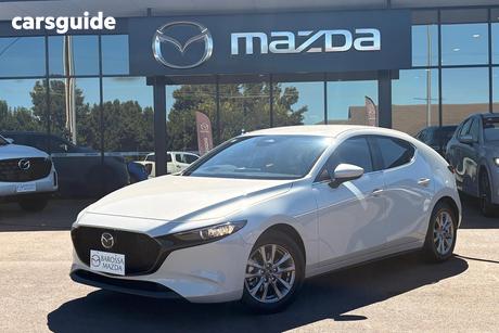 White 2023 Mazda 3 Hatchback G20 Pure