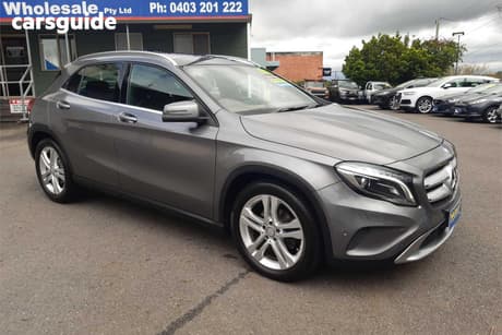 Grey 2014 Mercedes-Benz GLA200 Wagon Cdi