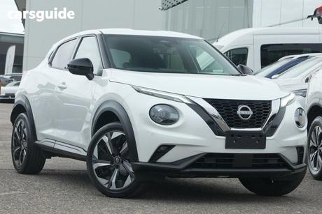 White 2024 Nissan Juke Hatchback St-L