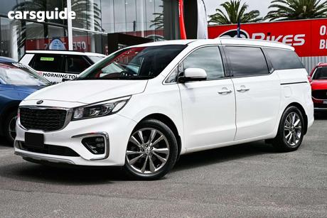 White 2019 Kia Carnival Wagon Platinum