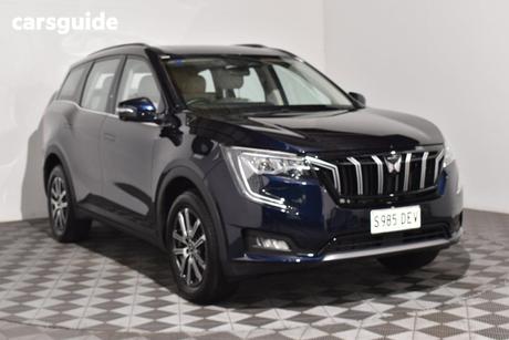 Black 2024 Mahindra XUV700 Wagon Ax7L