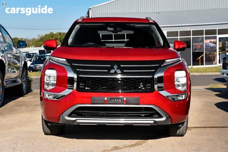 Red 2025 Mitsubishi Outlander Wagon Exceed 5 Seat (Awd)