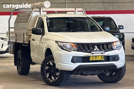 White 2018 Mitsubishi Triton Cab Chassis Glx