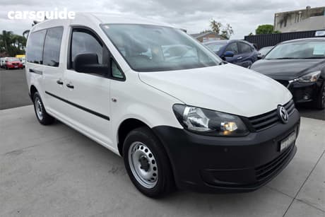 White 2015 Volkswagen Caddy Commercial TDI250 BLUEMOTION F