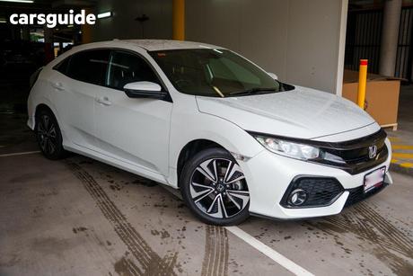 White 2019 Honda Civic Hatchback Vti-L