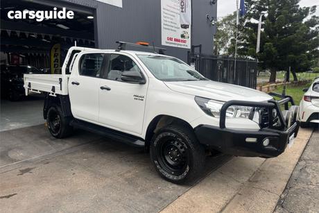 White 2019 Toyota Hilux Double Cab Chassis Sr (4X4)