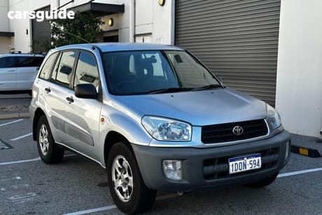 Silver 2000 Toyota RAV4 Wagon Cruiser (4X4)