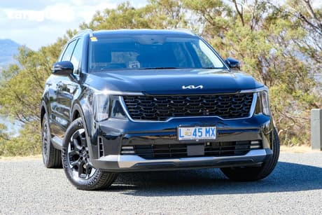 Black 2024 Kia Sorento Wagon Sport 7 Seat