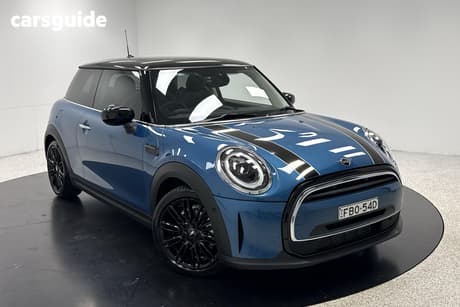Blue 2023 Mini Cooper Hatchback Classic 3D Hatch