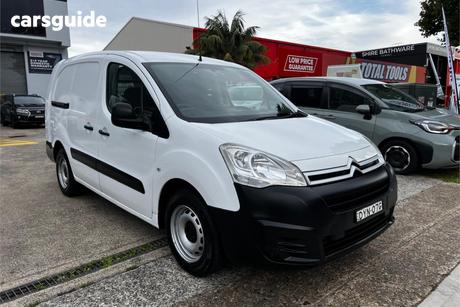 White 2018 Citroen Berlingo Van Xl Confort Blue Hdi