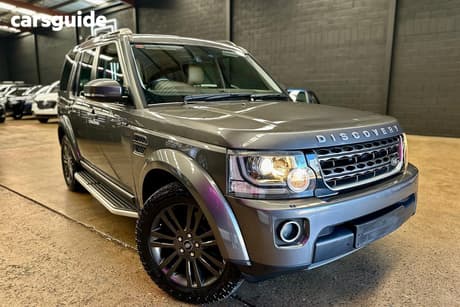 Grey 2016 Land Rover Discovery Wagon Tdv6