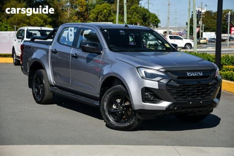 Silver 2025 Isuzu D-MAX Crew Cab Utility X-Rider (4X4)