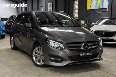 Grey 2015 Mercedes-Benz B180 Hatchback