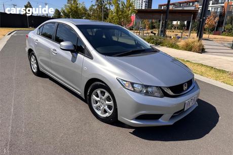 Silver 2015 Honda Civic Sedan Vti