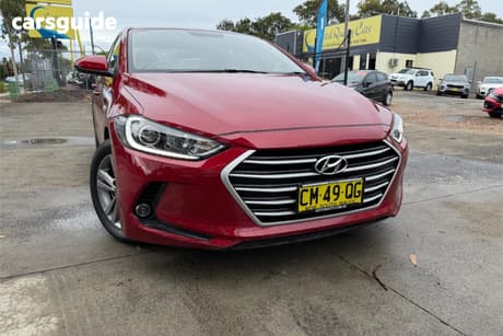 Red 2017 Hyundai Elantra Sedan Active 2.0 Mpi