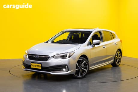 Silver 2022 Subaru Impreza Hatchback 2.0I-S (Awd)