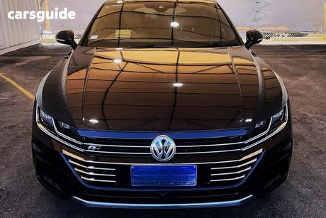 Black 2017 Volkswagen Arteon Liftback 206 Tsi R-Line