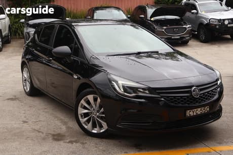 Black 2019 Holden Astra Hatchback R