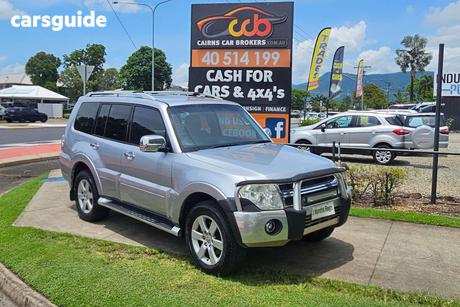 Silver 2011 Mitsubishi Pajero Wagon Rx (4X4)